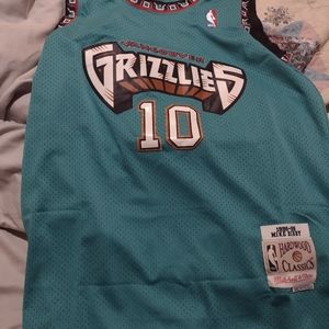 Mike bibby grizzlies Jersey  green medium 40